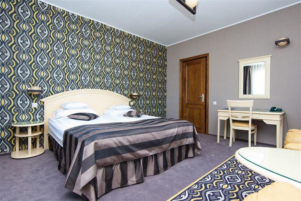 Hotel Onix Kluż-Napoka Zewnętrze zdjęcie