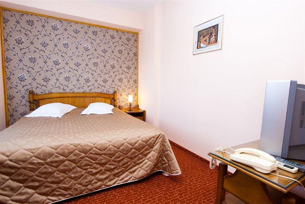 Hotel Onix Kluż-Napoka Zewnętrze zdjęcie