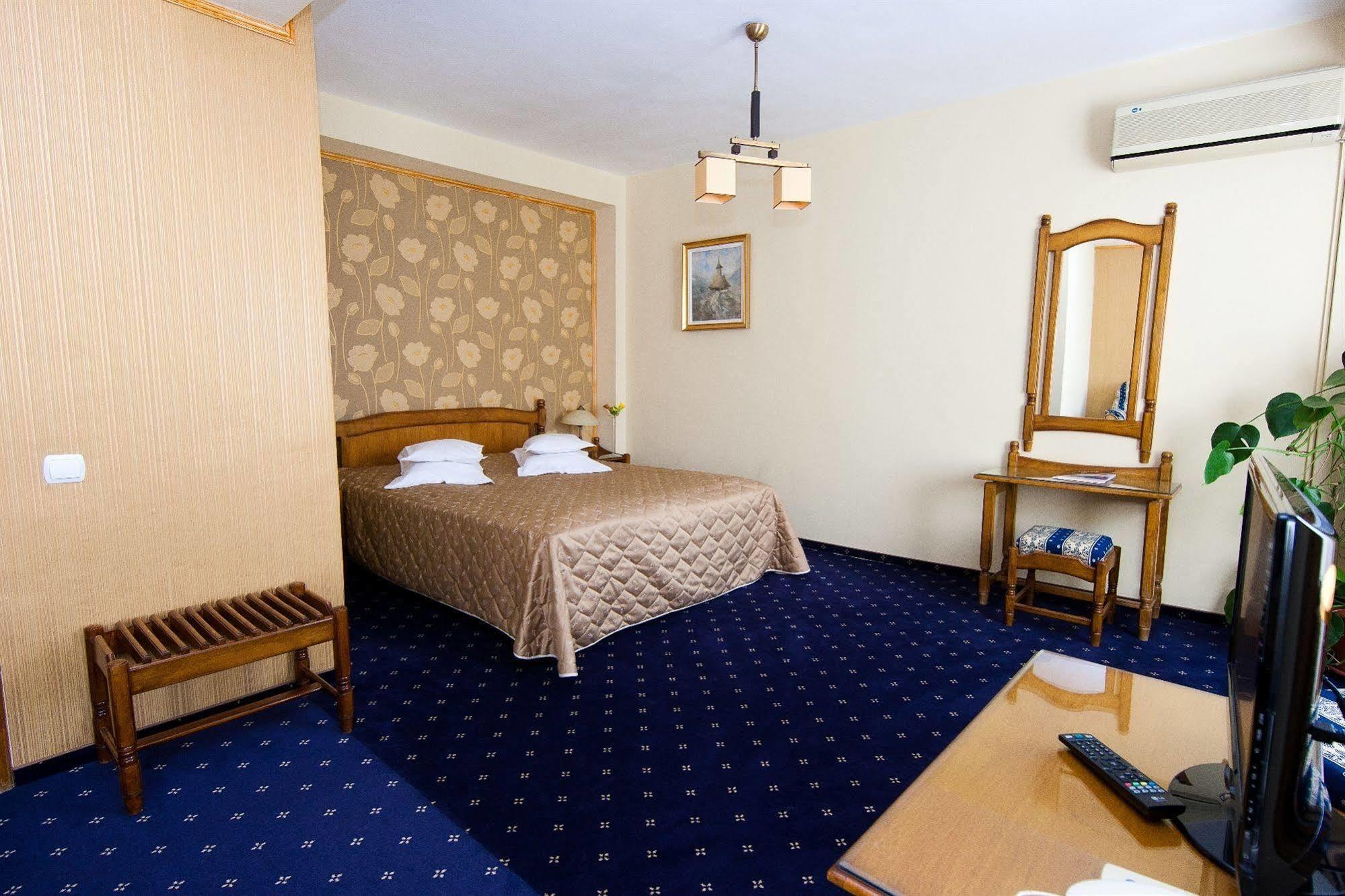 Hotel Onix Kluż-Napoka Zewnętrze zdjęcie