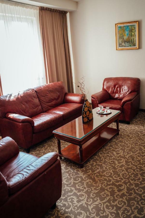Hotel Onix Kluż-Napoka Zewnętrze zdjęcie